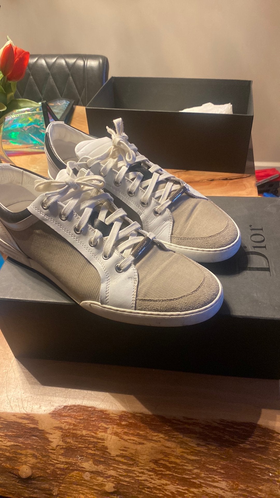 Kalfsleren witte dior sneakers maat43, Kleding | Heren, Schoenen, Ophalen of Verzenden, Zo goed als nieuw, Wit