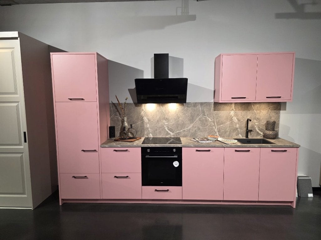 Showroomkeuken Beckermann, Ral 3015 incl. Pelgrim apparatuur, Ophalen, Overige kleuren, Enkelwandige keuken, Zo goed als nieuw
