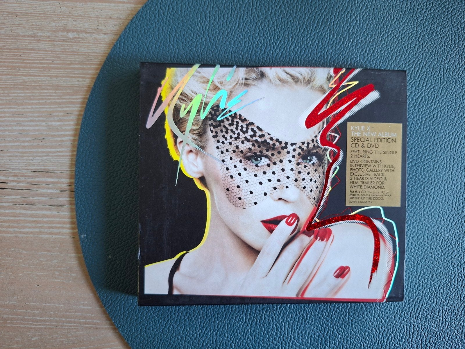 Kylie Minogue x album special edition cd & dvd, Ophalen of Verzenden, Zo goed als nieuw