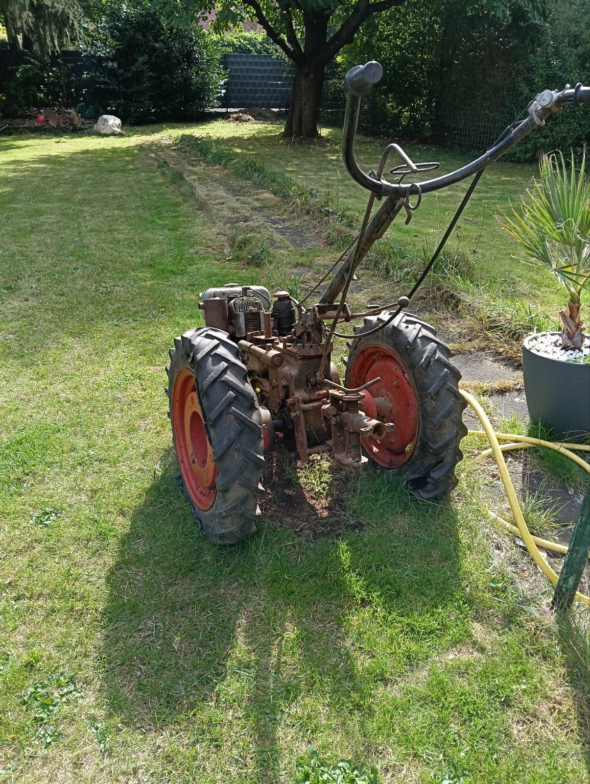 antieke tuin frees, ploeg, Antiek en Kunst, Ophalen
