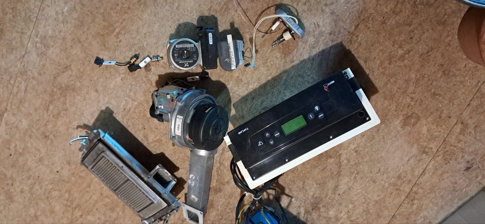 Nefit Topline onderdelen, Doe-het-zelf en Verbouw, Verwarming en Radiatoren, Ophalen