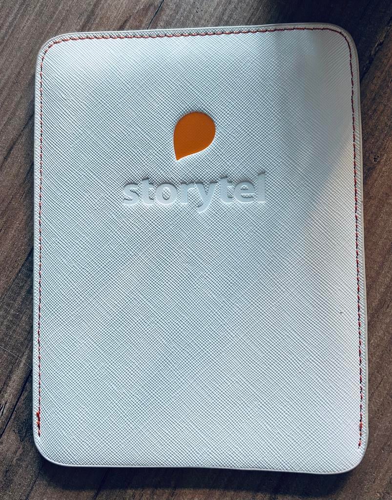 Hoesje hoes voor storytel ereader, Computers en Software, Ophalen, Zo goed als nieuw