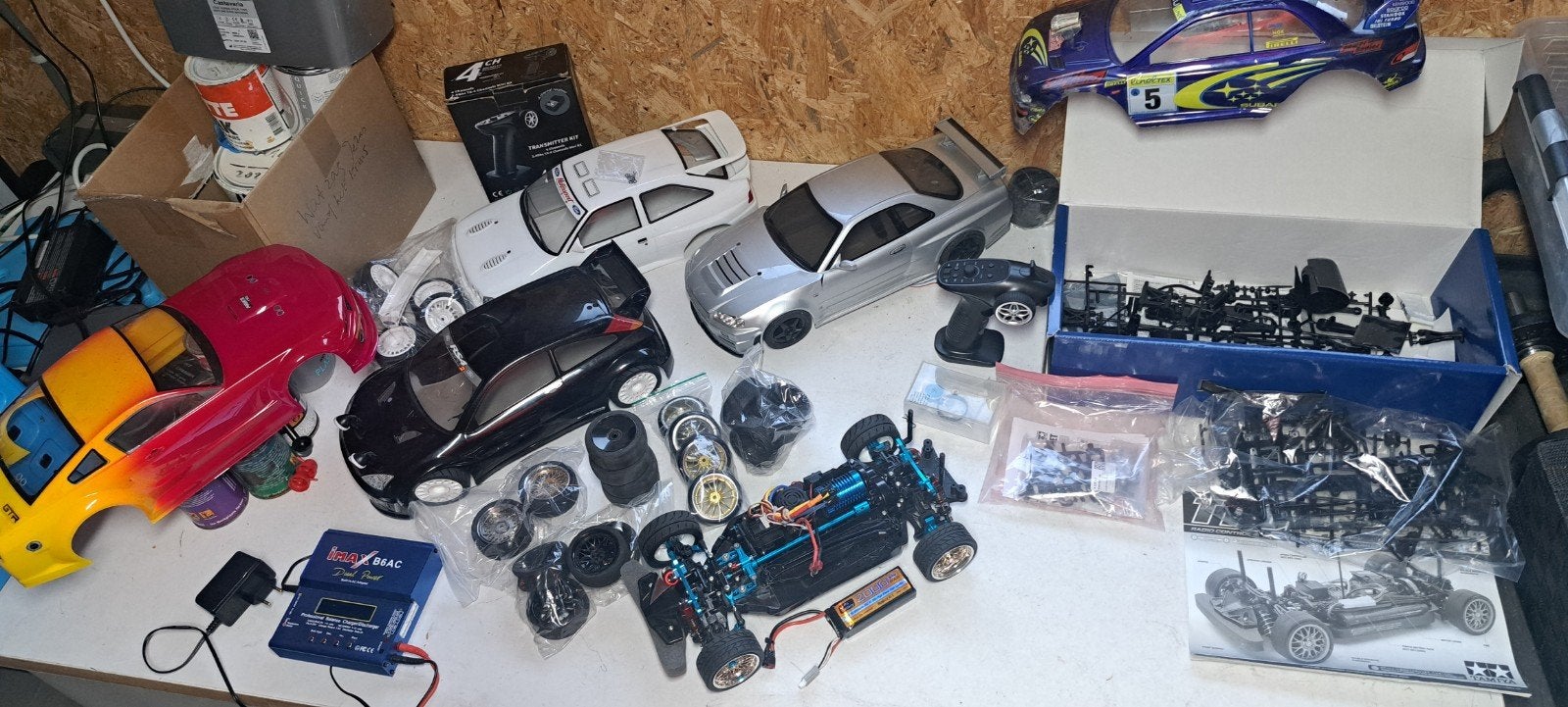 TT-02 chassis met vele upgrades en diverse bodies & velgen., Gebruikt, Schaal 1:10, Auto onroad, RTR (Ready to Run)