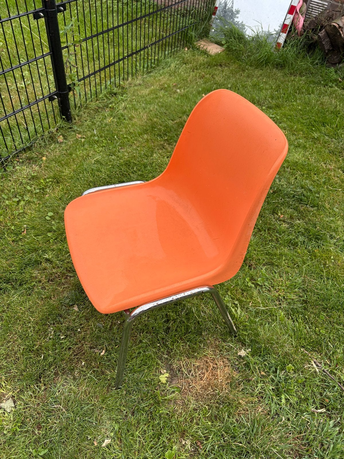 Partij stapelstoelen 22 stuks, Ophalen, Kunststof, Gebruikt, Overige kleuren