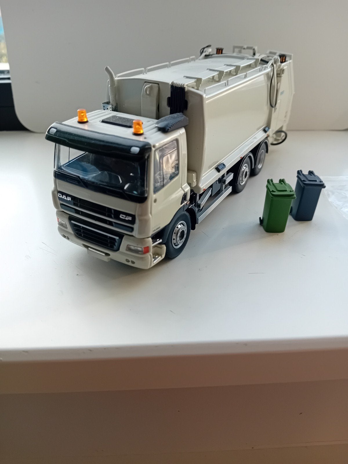 Daf CF Geesink Vuilniswagen., Hobby en Vrije tijd, Ophalen of Verzenden, Nieuw, Bus of Vrachtwagen, Tekno