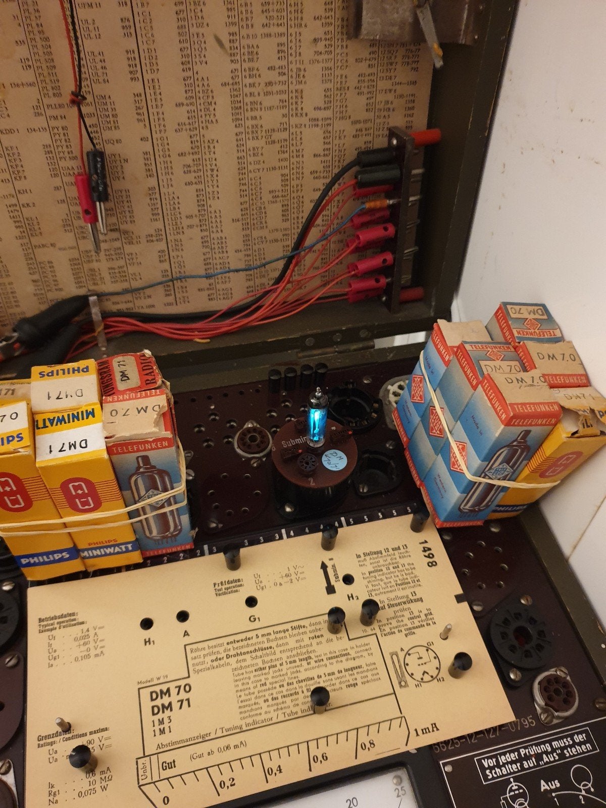 DM70 DM71 Indicator Buisjes voor Radio/Bandrecorder, Ophalen of Verzenden