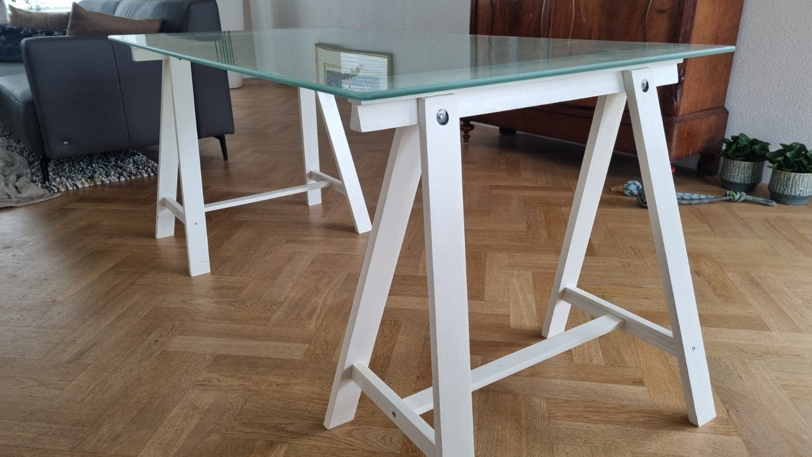 Glazen Ikea tafel/bureau met schragen - Modern en veelzijdig, Gebruikt, 100 tot 150 cm, Glas, Modern