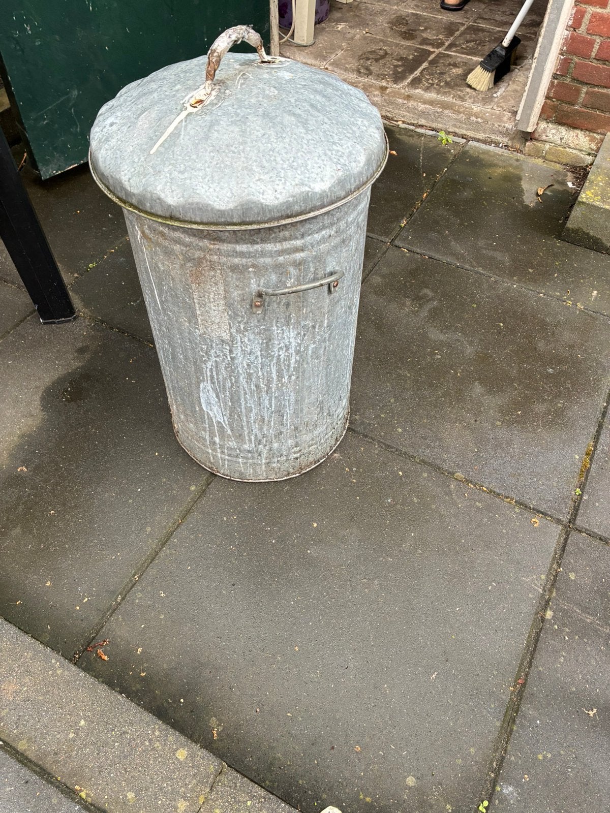 Metalen prullenbak, Ophalen of Verzenden, Gebruikt