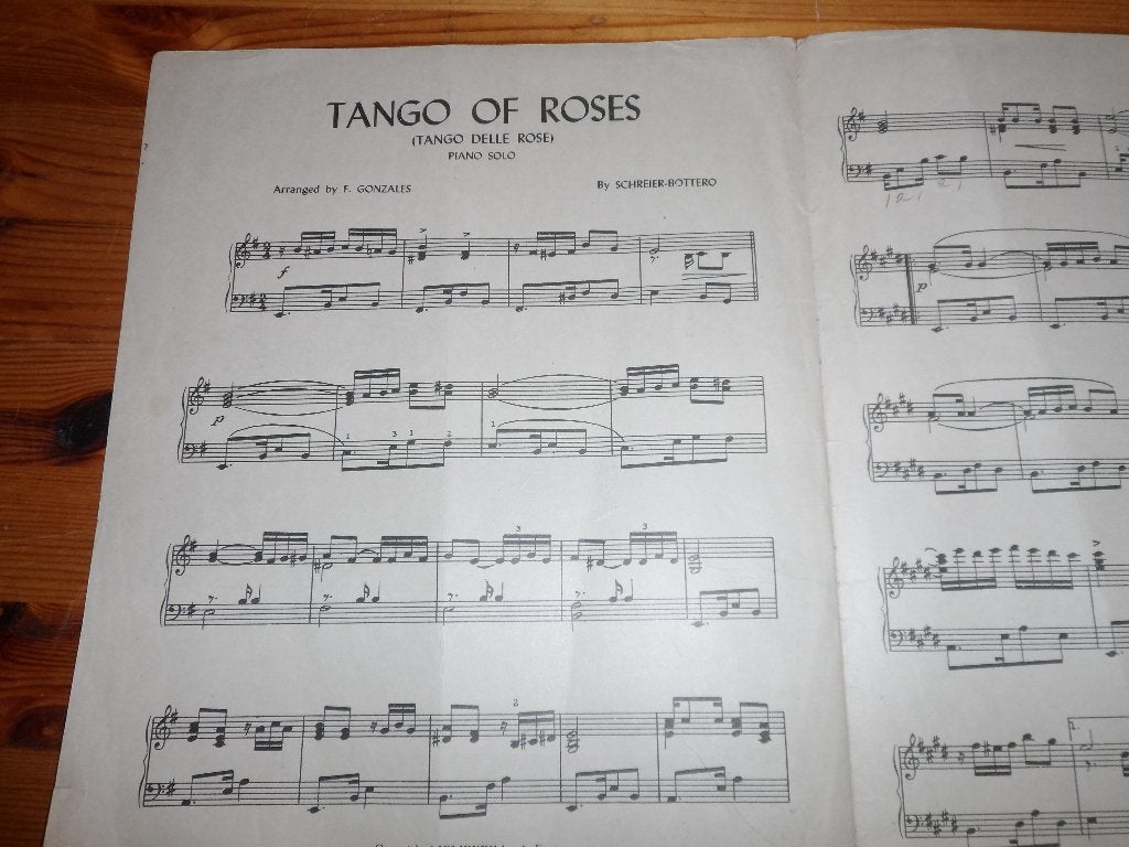 Foto 2 van Tango of roses - schreier-bottero / gonzales