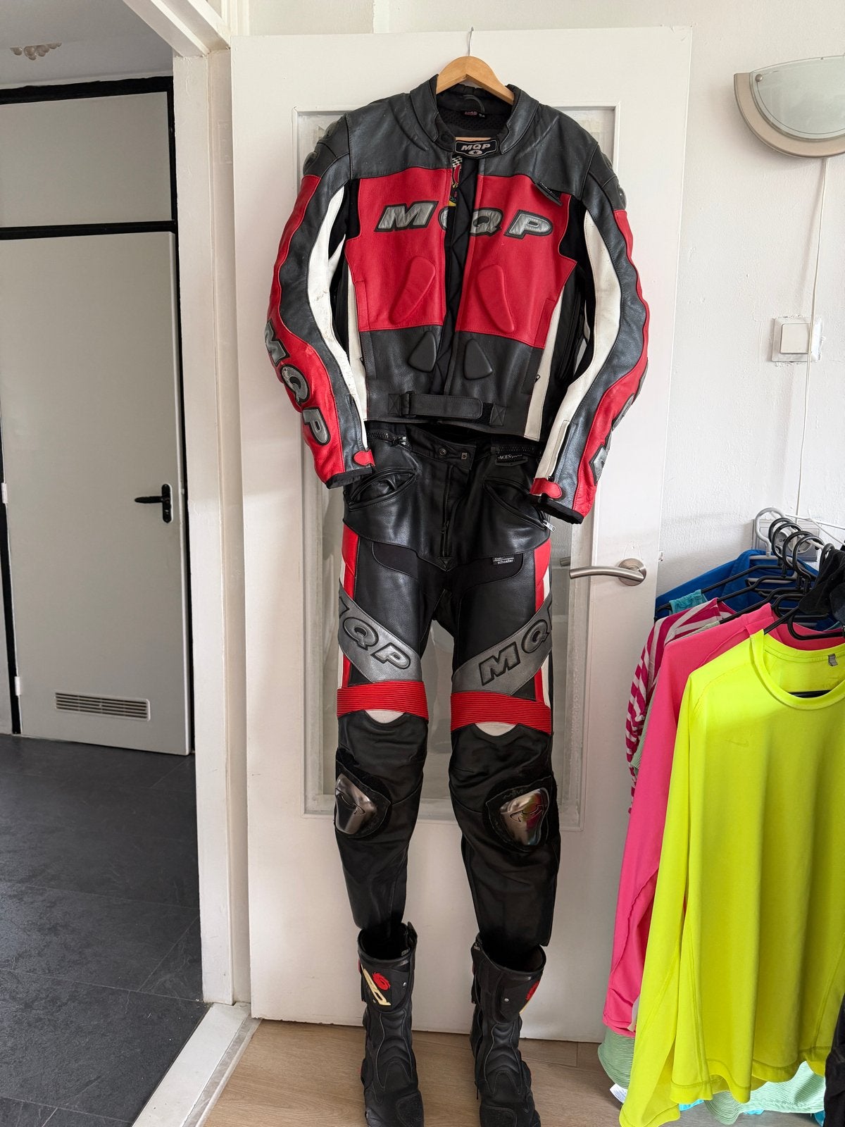 Motorpak mqp  (maat 54) met laarzen (maat 45), Motoren, Kleding | Motorkleding, Ophalen of Verzenden, Tweedehands, Heren, Combipak