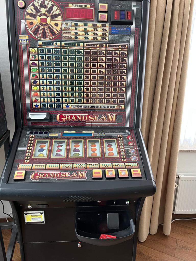 Grand Slam  mk2 fruitautomaat met handleidingen en sleutels, Verzamelen, Euro, Ophalen, Gebruikt, Met sleutels