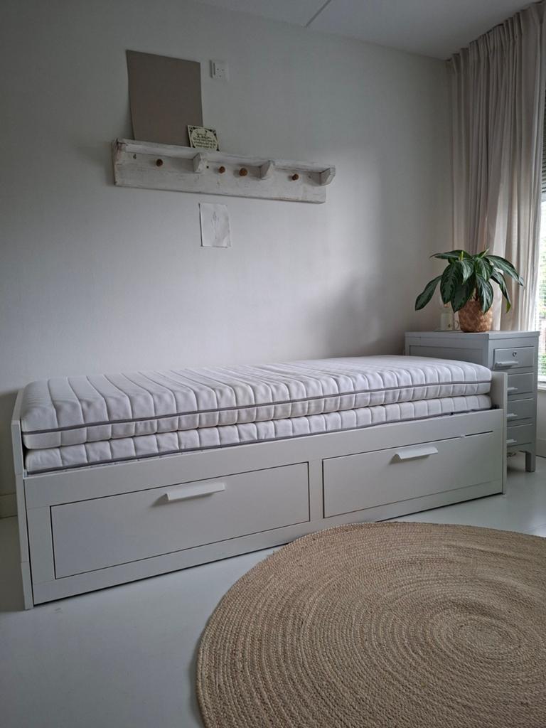 Mooie Ikea Brimnes uitschuifbed, Wit, Tweepersoons, Ophalen of Verzenden, Zo goed als nieuw