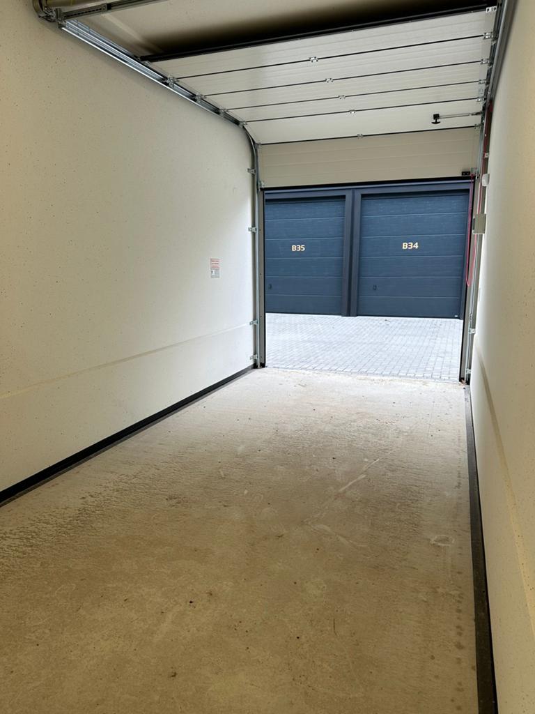 Opslagbox / Garagebox te huur in Assen