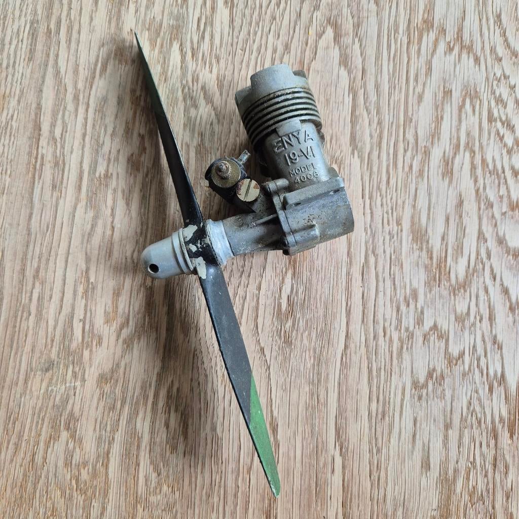 Enya 19-VI Model 4006 Vliegtuigmotor met Propeller, Ophalen of Verzenden, Gebruikt, Groter dan 1:72, Overige merken