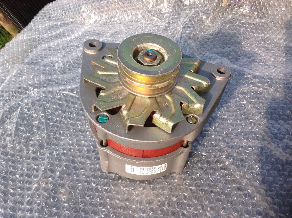 Bosch wisselstroom dynamo 12v/75A, Auto-onderdelen, Ophalen of Verzenden, Gereviseerd, Saab