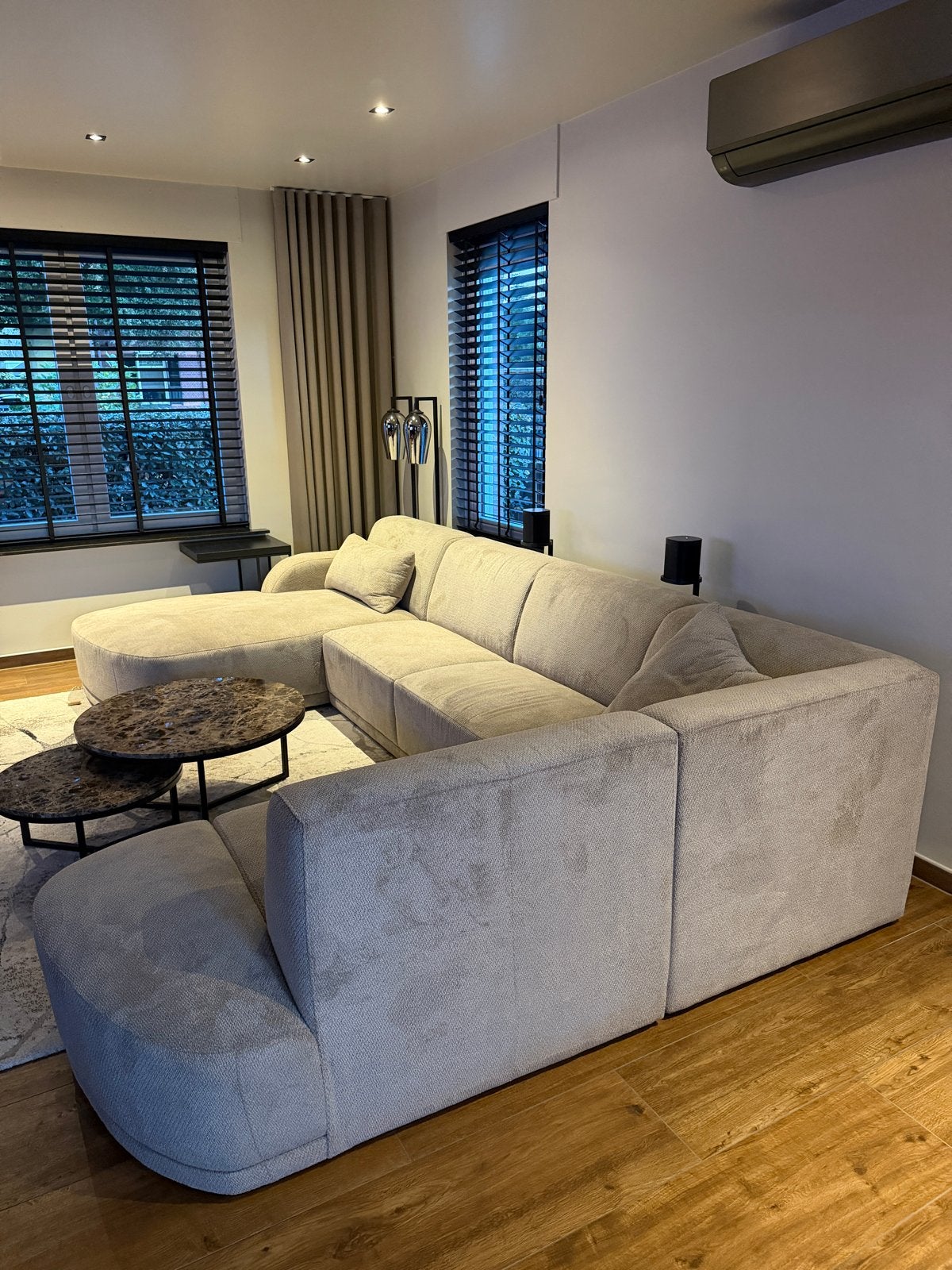hoekbank Grace - Beige *NIEUWSTAAT*, Ophalen, Hoekbank, 300 cm of meer, Zo goed als nieuw