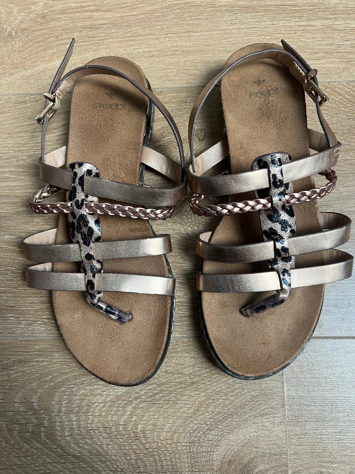 Eksept slippers luipaardprint & brons rosé goud maat 36, Kleding | Dames, Slippers, Overige kleuren, Ophalen of Verzenden, Zo goed als nieuw
