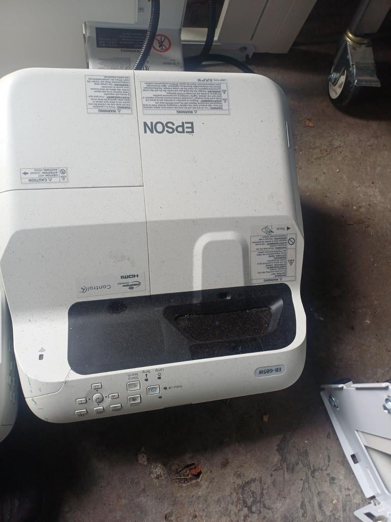 Epson EB-685W en EB-710Ui Projectoren - Gebruikt, Ophalen, Epson, Overige resoluties, Gebruikt