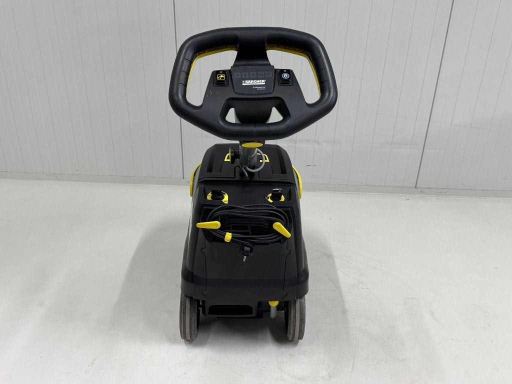 KARCHER SCHROB-/ZUIGMACHINE BR 35/12 C Bp Pack, Ophalen of Verzenden, Zo goed als nieuw, Schrobmachine