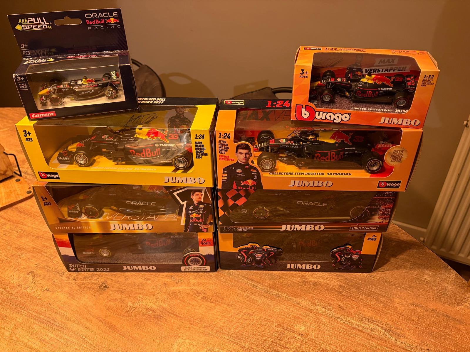 Red Bull Racing Formule 1 modelauto's, Verzamelen, Ophalen of Verzenden, Zo goed als nieuw