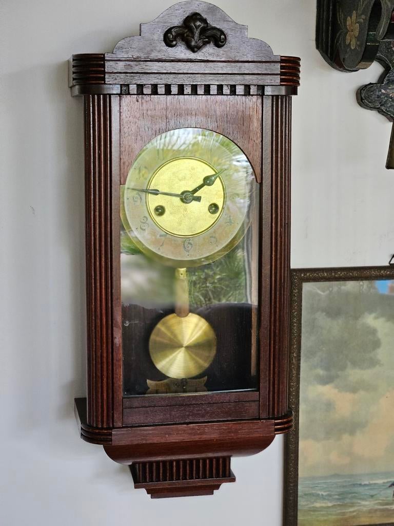 Antieke kleine wandklok met slinger - Klassiek design, Ophalen of Verzenden