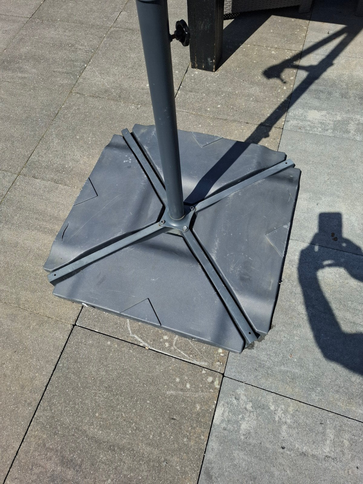 Kruispoot parasoltegels 4 stuks 25 euro Voor zweefparasols, Ophalen, Minder dan 1 meter, Parasolvoet