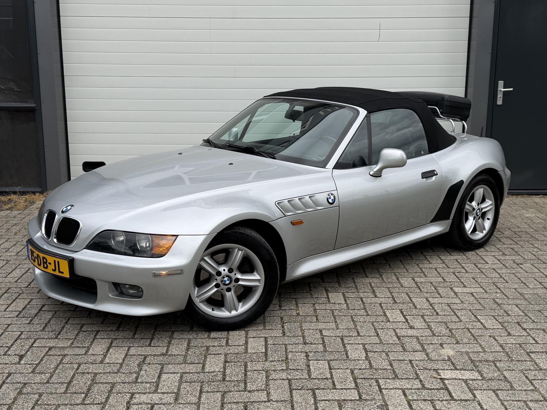 Foto 13 van BMW Z3 2.0 6 Cyl 2e eigenaar dealerauto