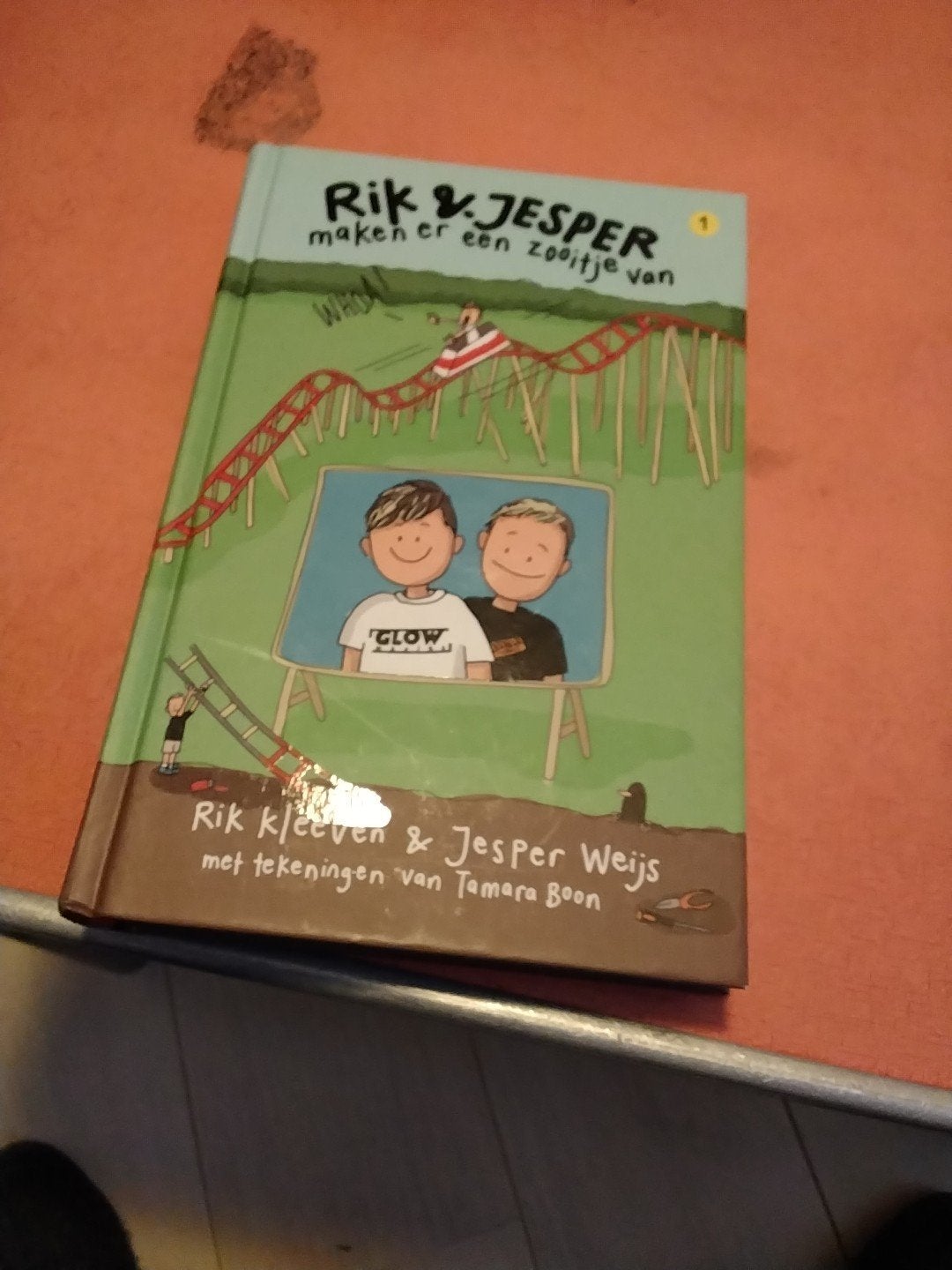 rik kleven & jesper weijs &  rik & jesper maken er een zooit, Ophalen of Verzenden, Zo goed als nieuw