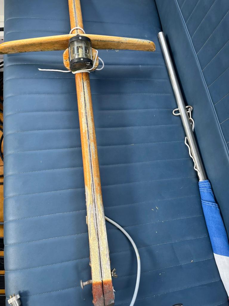 Houten mast met toplicht en verlichting, Ophalen of Verzenden, Gebruikt