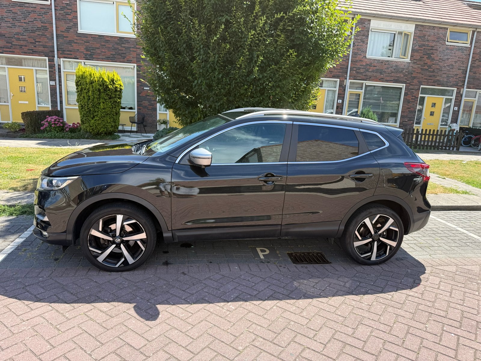 Nissan Qashqai 2018 ⭐ 131.000 km ⭐ Leder ⭐ 360°, Auto's, Nissan, Voorwielaandrijving, 4 cilinders, Zwart, Origineel Nederlands
