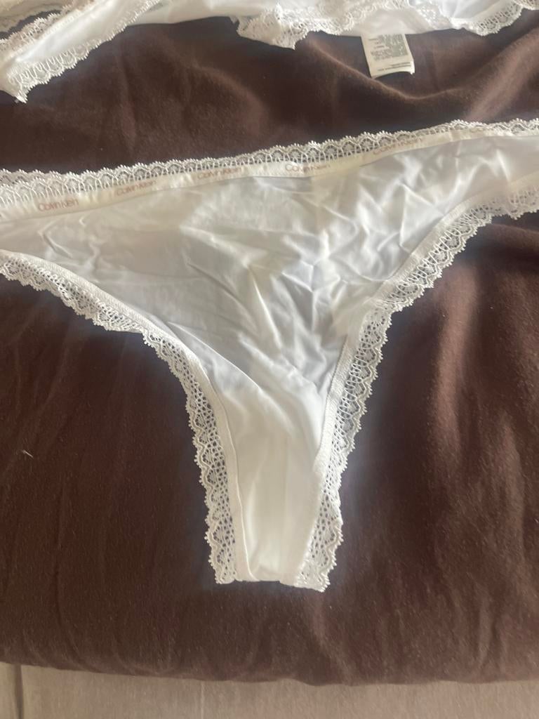 Calvin Klein string wit XL 4 stuks nieuw danes, Ophalen of Verzenden, Wit, String