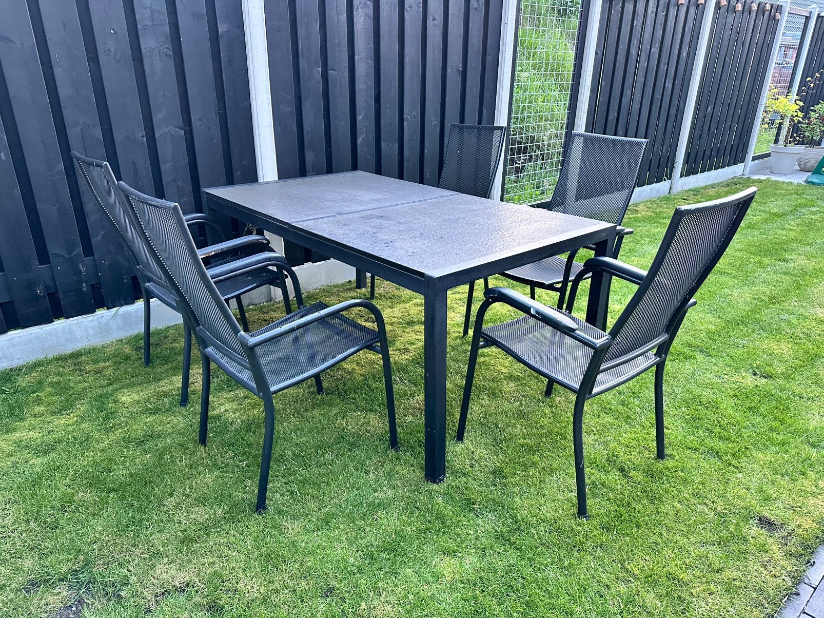 Degelijke tuinset, Tuin en Terras, Ophalen, Gebruikt, Overige materialen, 5 zitplaatsen