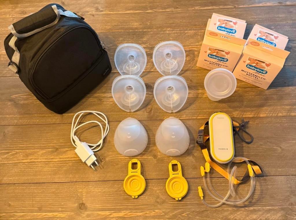 Medela Freestyle Hands-Free borstkolf met accessoires, Kinderen en Baby's, Babyvoeding en Toebehoren, Ophalen of Verzenden, Zo goed als nieuw