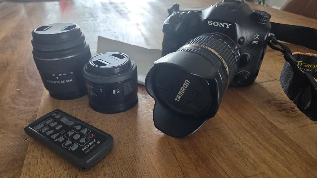 Sony a99 met Tamron 18-270, Sony 18-55 en Minolta 50mm, Ophalen of Verzenden, Sony, Geen optische zoom