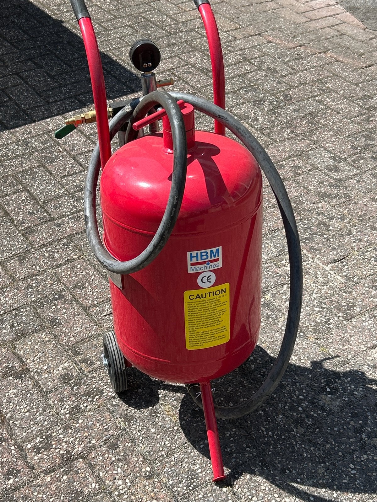 HBM Machines Zandstraalketel - met nieuwe zak grid., Doe-het-zelf en Verbouw, Gereedschap | Overige machines, Ophalen, Zo goed als nieuw