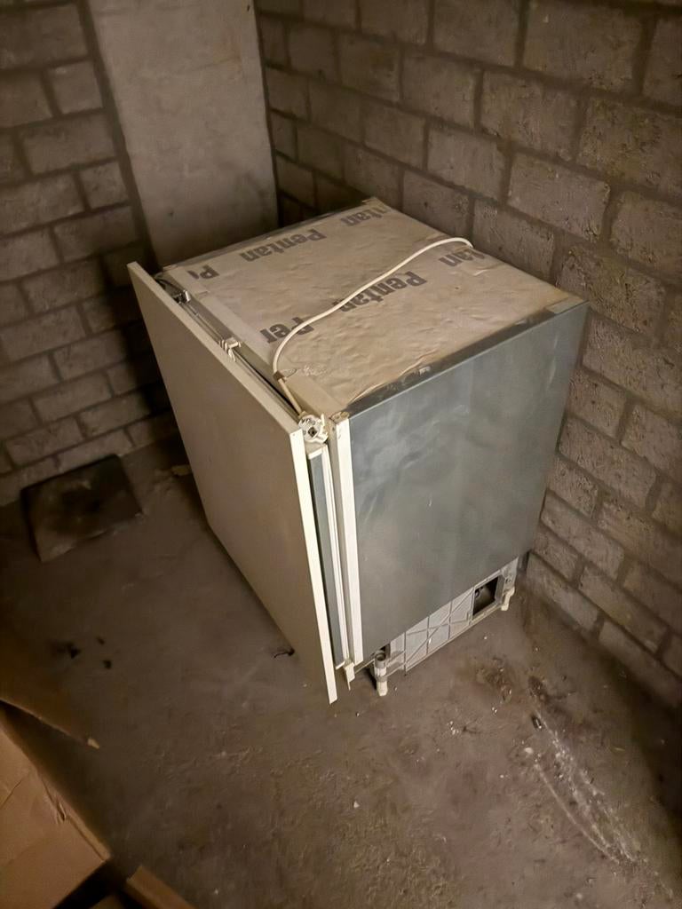 Bosch koelkast inbouwmotor, Zonder vriesvak, 200 liter of meer, Zo goed als nieuw, 160 cm of meer