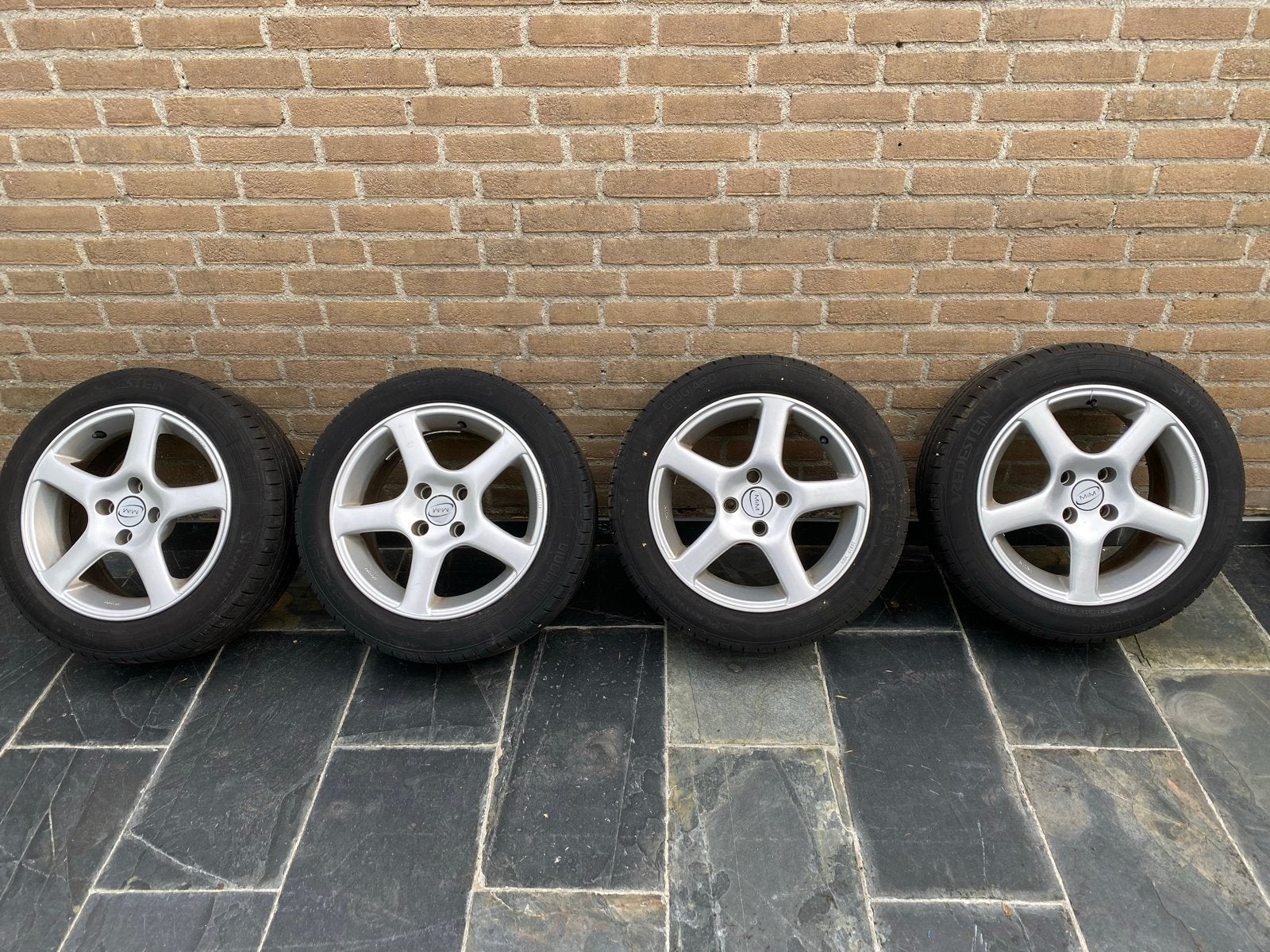 4x LM MIM Velgen 4x100 met 195/50/15 banden voor Golf 1, 2,, Ophalen, Gebruikt