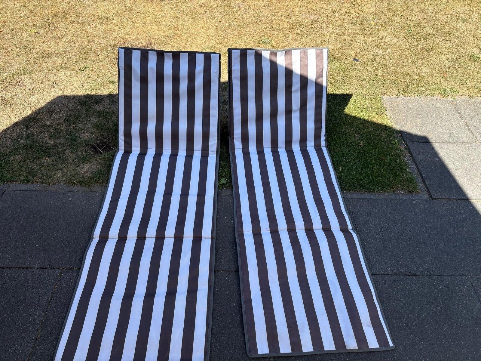 2x Opvouwbare ligstoelen - ideaal voor camping/strand, Ophalen of Verzenden, Gebruikt, Campingstoel