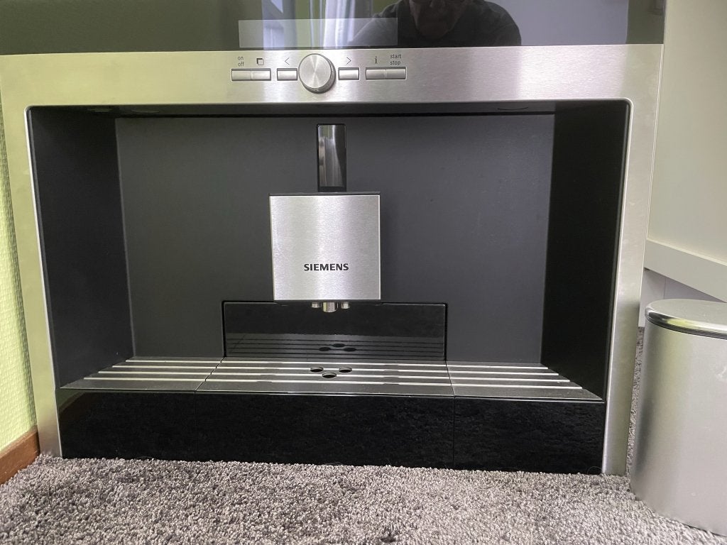 Koffiemachine Siemens TK76K573, Witgoed en Apparatuur, Koffiezetapparaten, Ophalen, Koffiemachine, Koffiebonen, Niet werkend