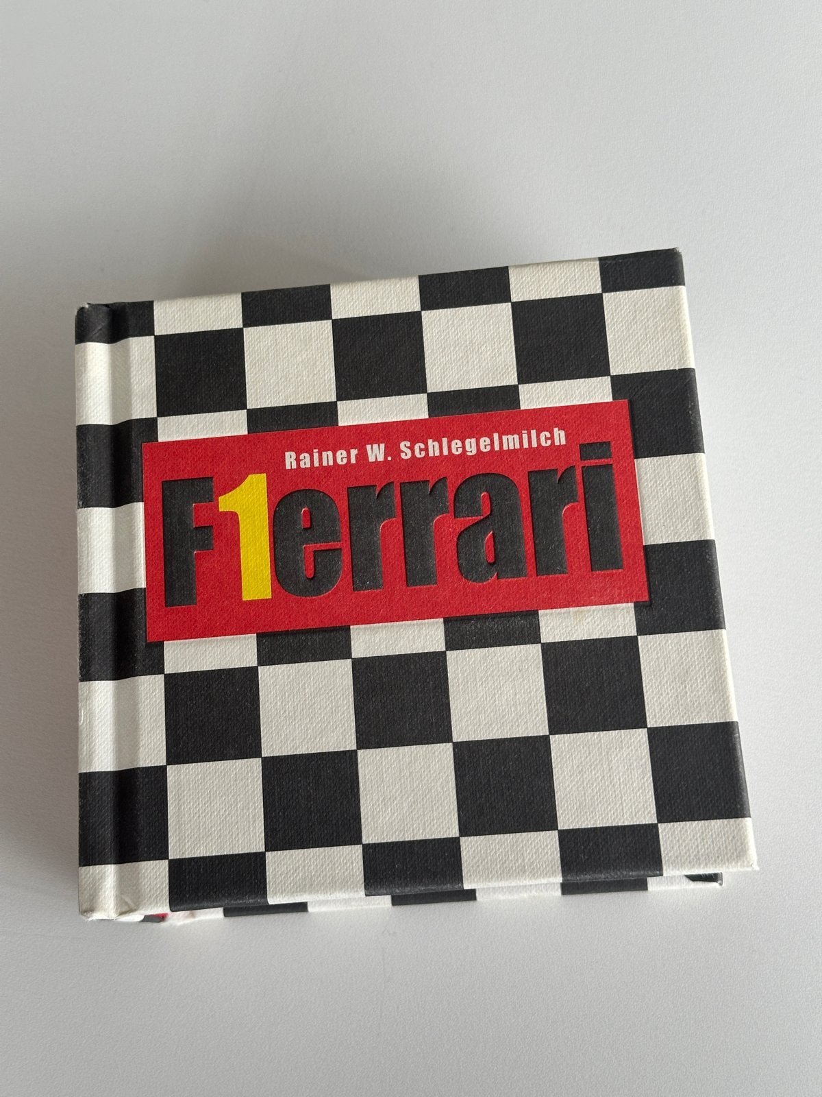 F1 Ferrari Foto Boek - Rainer W. Schlegelmilch, Boeken, Ophalen, Gelezen, Ferrari