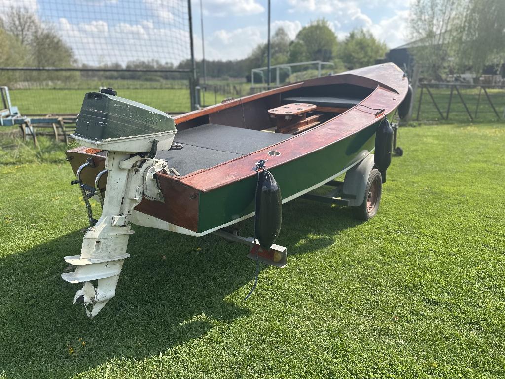 Sloep / motorboot 4-6 pers + buitenboord motor + trailer, Watersport en Boten, Ophalen, Gebruikt, Motor en Techniek, Motorboot