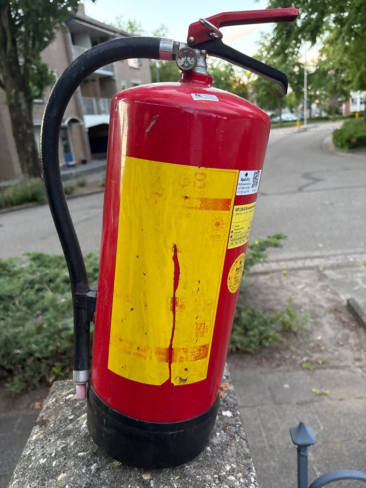 Poeder Brandblusser - AquaSafety, Ophalen, Zo goed als nieuw, Brandblusser