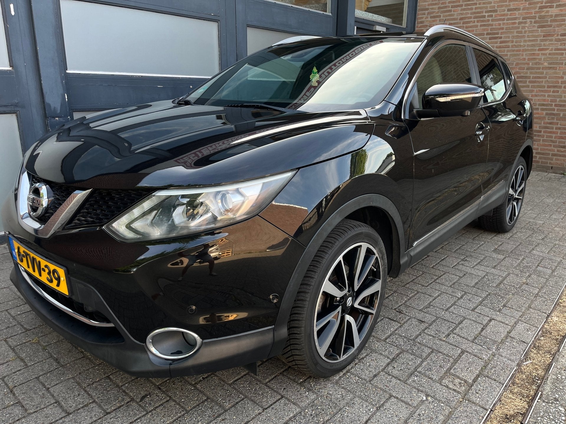 Nissan Qashqai 1.2 Premier Edition Dealer onderhouden, Auto's, Nissan, Voorwielaandrijving, Euro 5, Gebruikt, 4 cilinders
