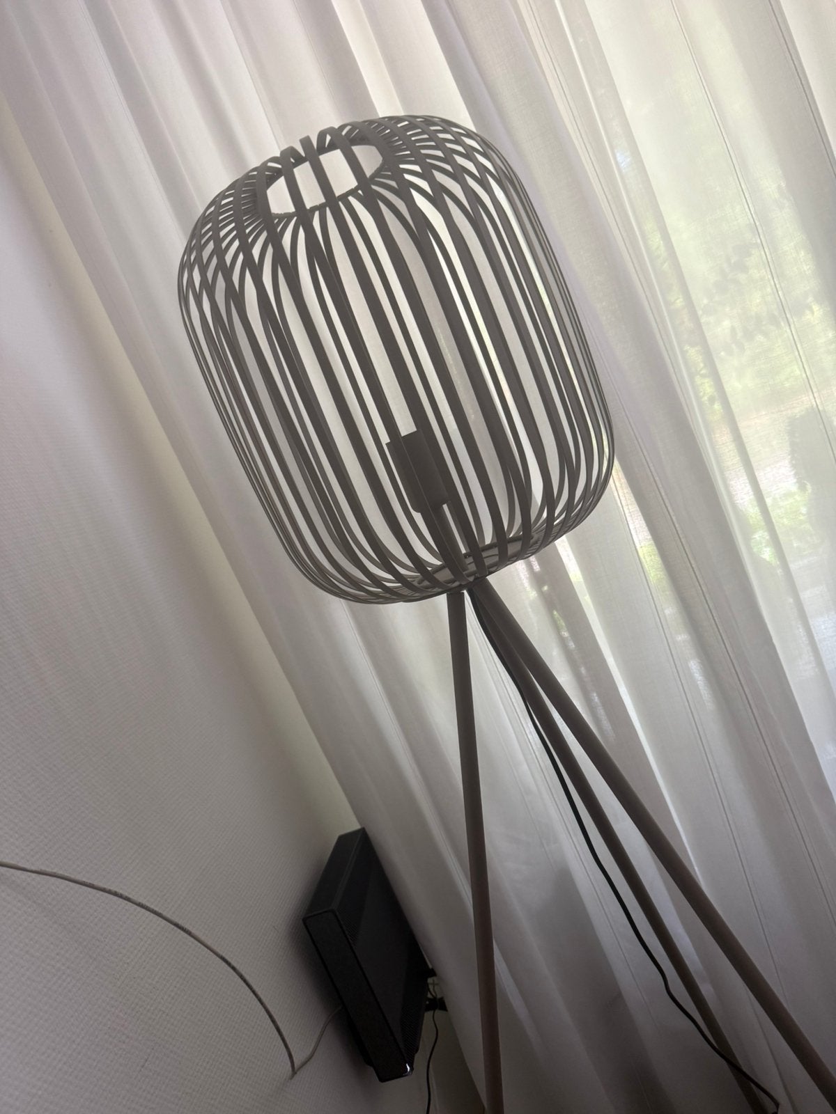 Eglo vloer/staande lamp nog geen jaar oud!, Ophalen, Zo goed als nieuw