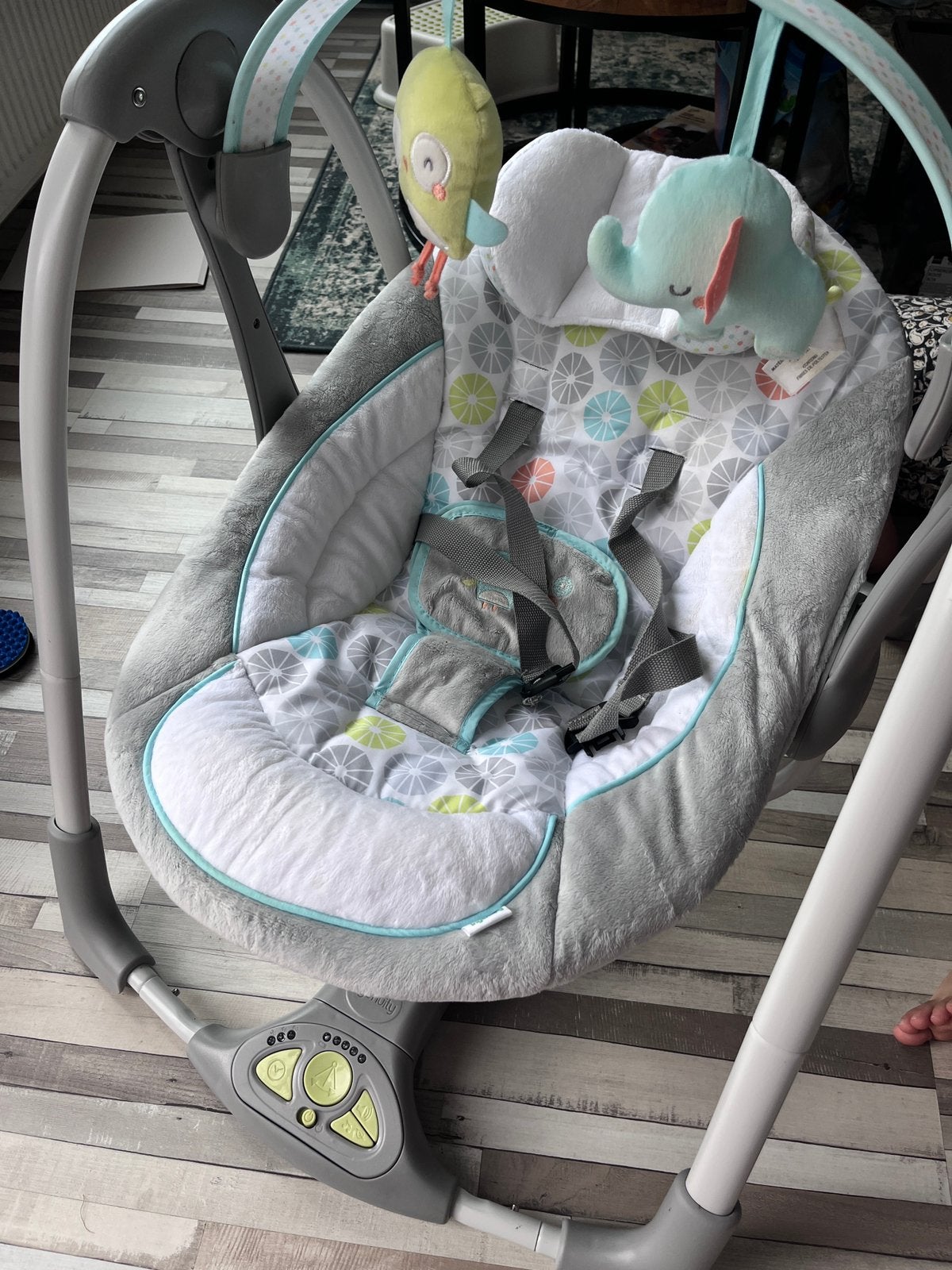 Ingenuity babyswing, Kinderen en Baby's, Ophalen, Zo goed als nieuw