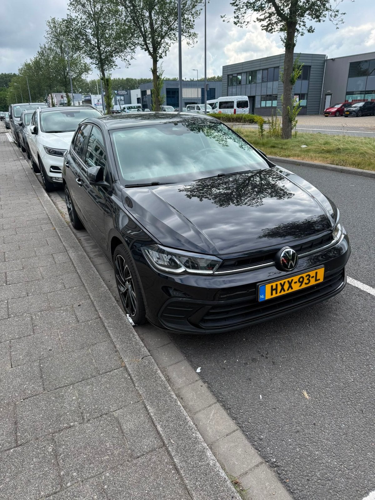 Volkswagen Polo 1.0 TSI 95pk Dsg-7 2023 Zwart, Auto's, 95 pk, Zwart, Particulier, Geïmporteerd