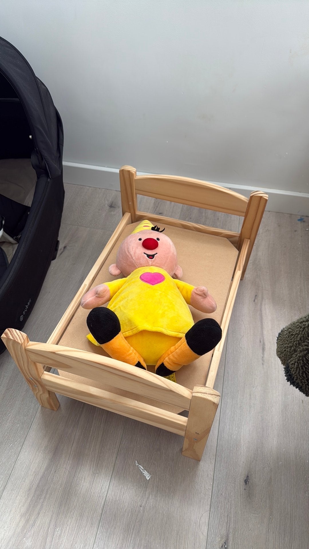 poppenbed, Ophalen, Zo goed als nieuw