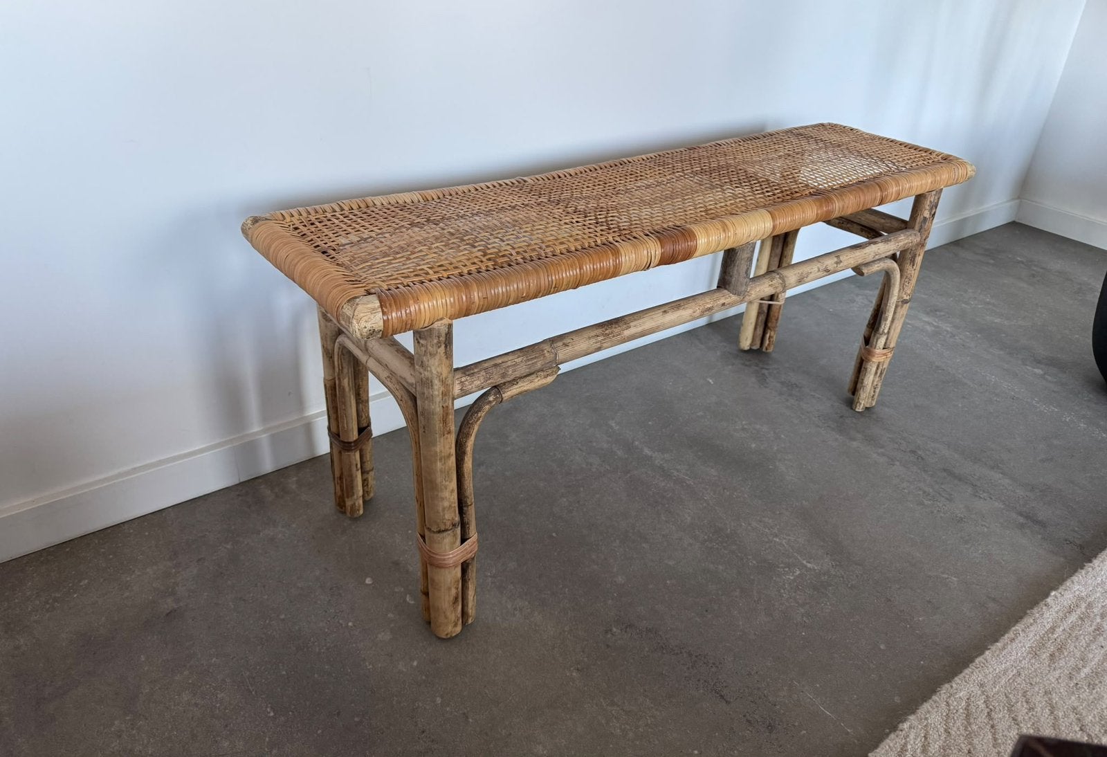 Rotan bankje / sidetable, Huis en Inrichting, Ophalen, 100 tot 150 cm, Zo goed als nieuw, 25 tot 50 cm