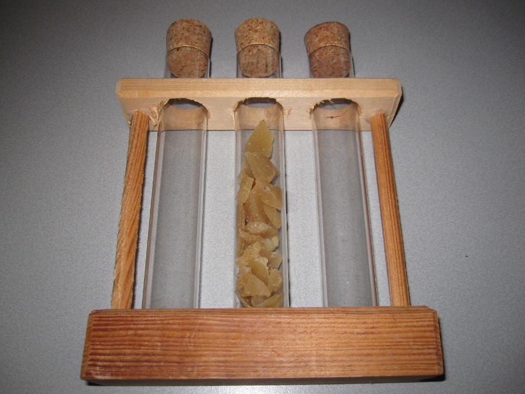 3 glazen buisjes als decoratie in huis, Ophalen of Verzenden, Zo goed als nieuw, Glas