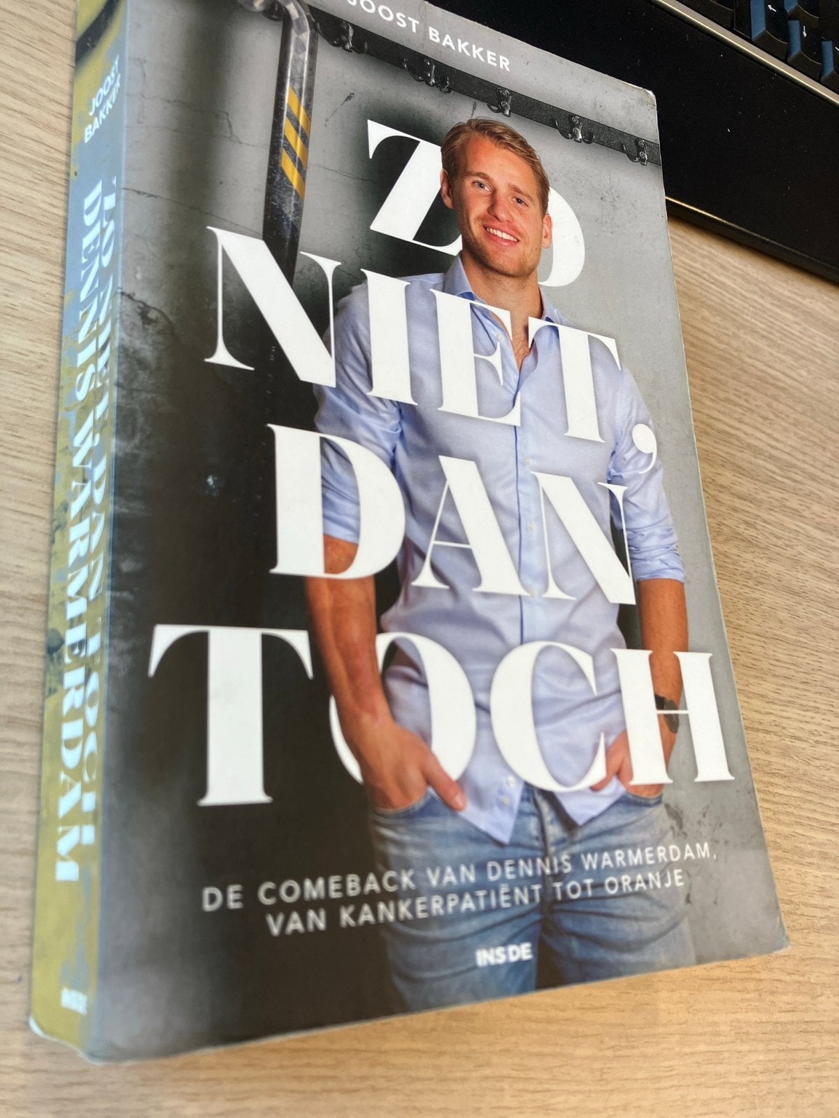 Zo Niet Dan Toch - Dennis Warmendam (Boek), Ophalen of Verzenden, Gelezen, Sport